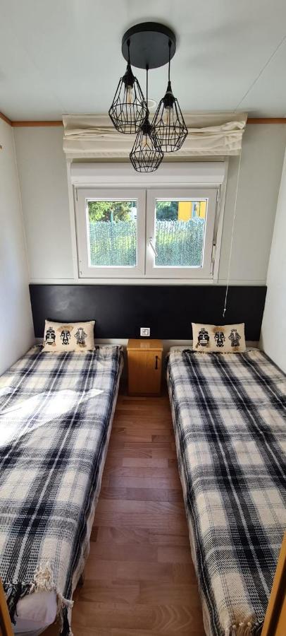סאיאגוז Mobil Home Dans Camping מראה חיצוני תמונה